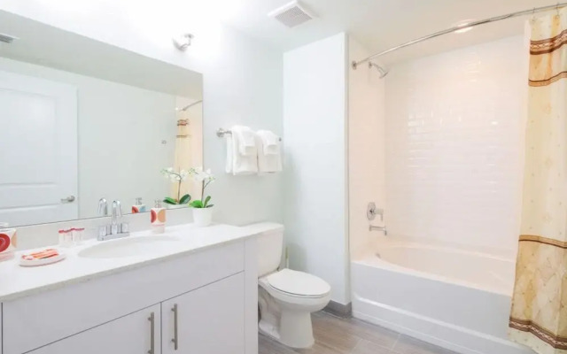 Luxury Condos at Hollywood Beach
