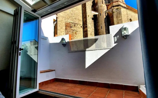 Almocabar Luxury Apartment