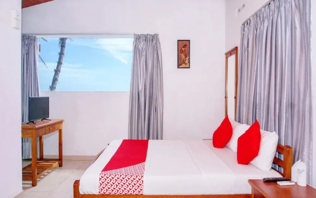 OYO 246 Roy Villa Beach Hotel