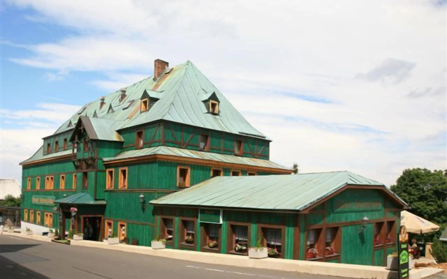 Hotel Zelený Dům