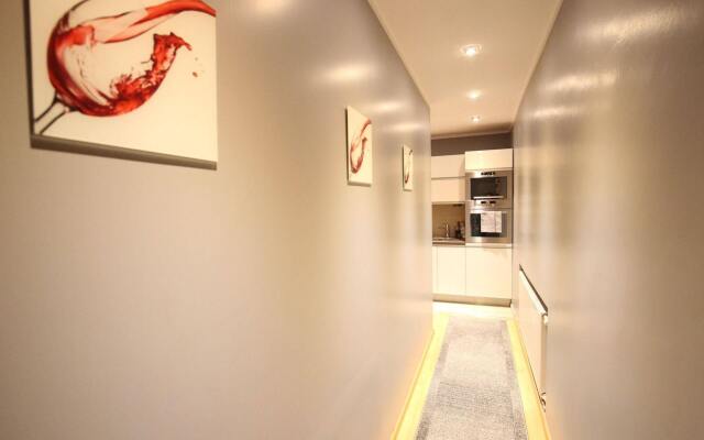 Rainbow Apartments 3