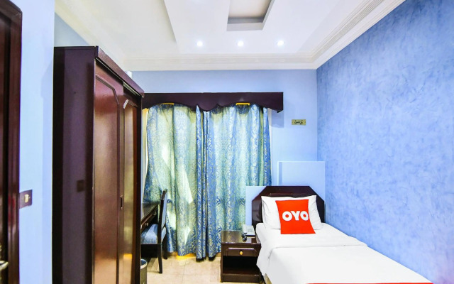OYO 137 Marina Hotel