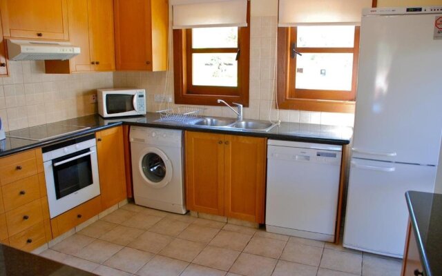 3 BR Villa Limni