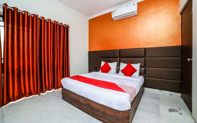 Hotel Royal Town By OYO Rooms