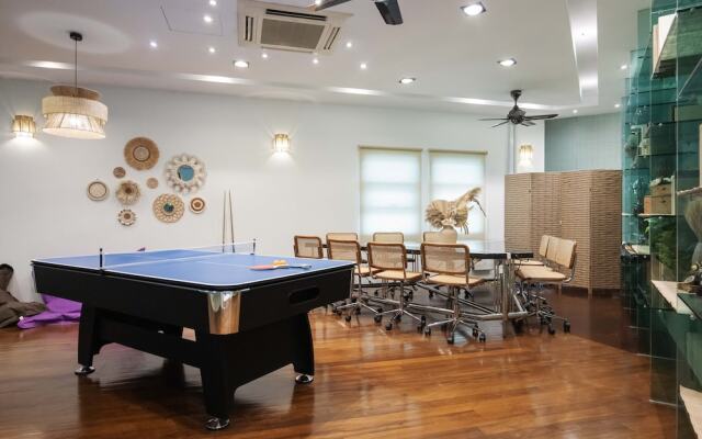 25000sqft Grand Luxe Villa PJ 13BR 42Pax