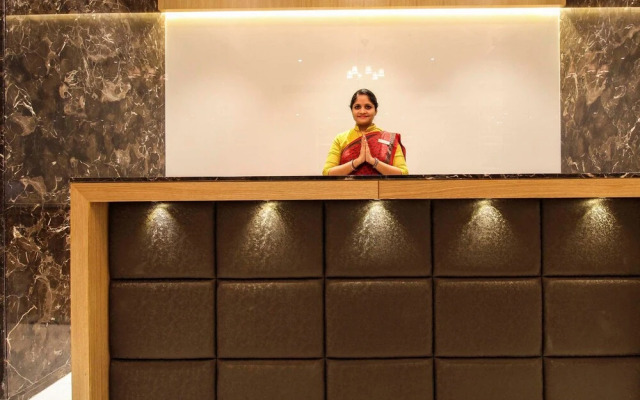 Vista Vashi Inn