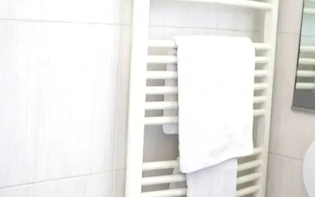 MOTEL ASCOT - Hôtel & Appartements