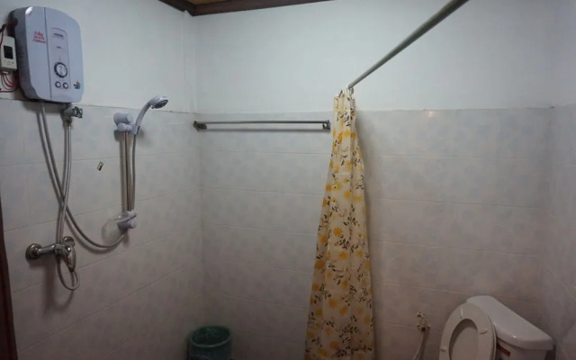 Sene Huaphanh Guest House