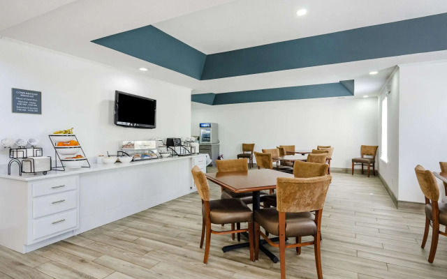 Comfort Inn