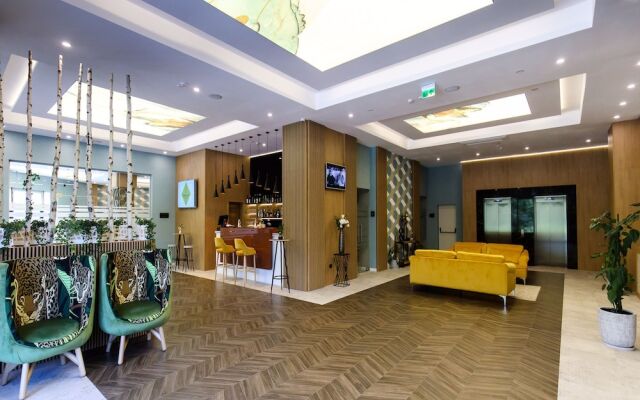 Grand View Hotel & Suites
