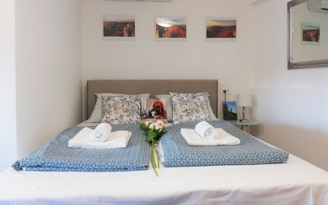 Honeymoon Suite Črni Kal