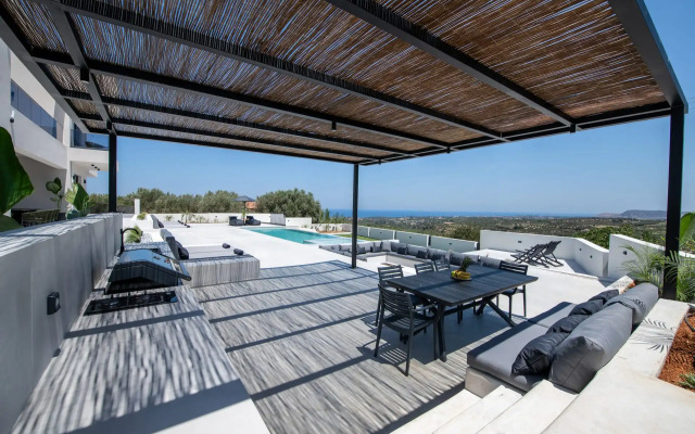 LeEva Oasis Villa