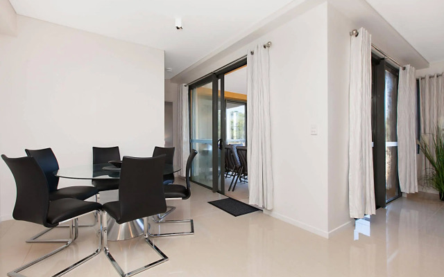 Darwin Waterfront Apartments