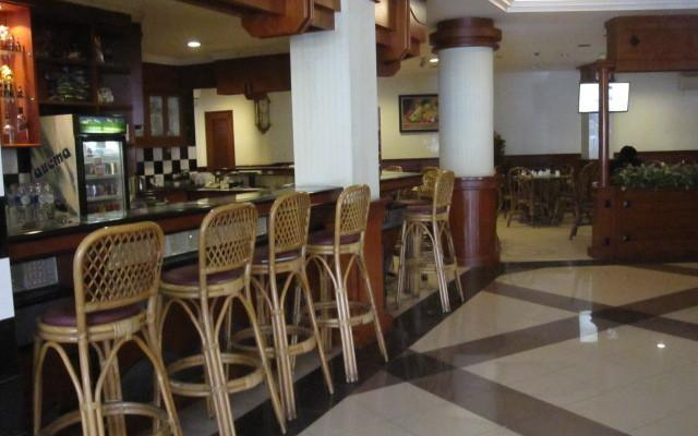 Grand Park Hotel
