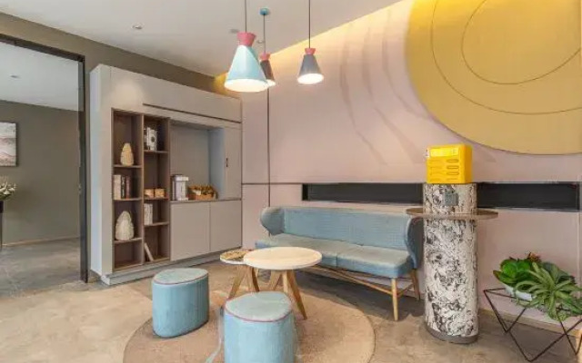 Homeinn · neo (Jinan Zhangqiu Baimaiquan Park)