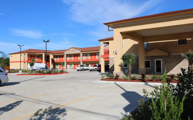 Scottish Inn & Suites - IAH Airport