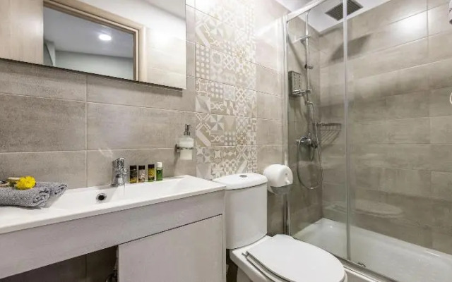 Comfort Stay Airport Boutique Hotel