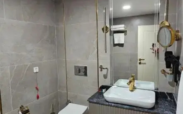 Roccia Downtown Otel