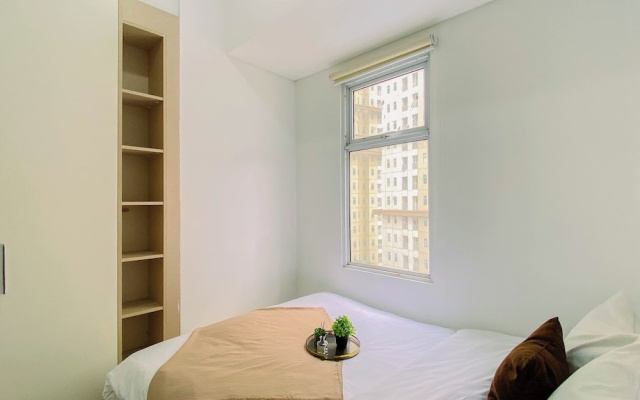 Compact White 2Br Near Rawa Buaya Station At Vittoria Residence – Guest Rooms – Jakarta