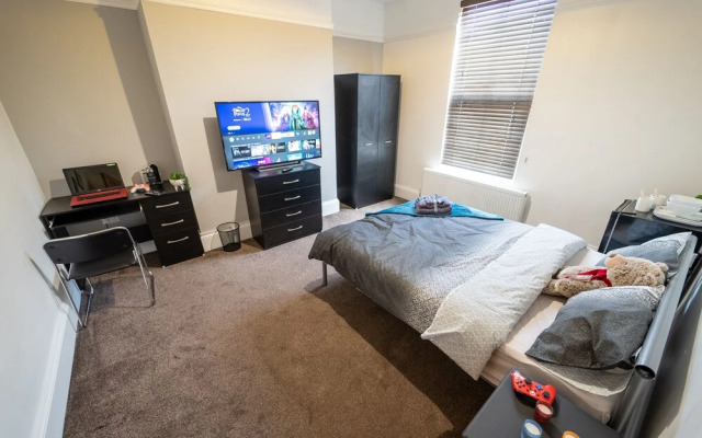 Cosy Room Close to the City