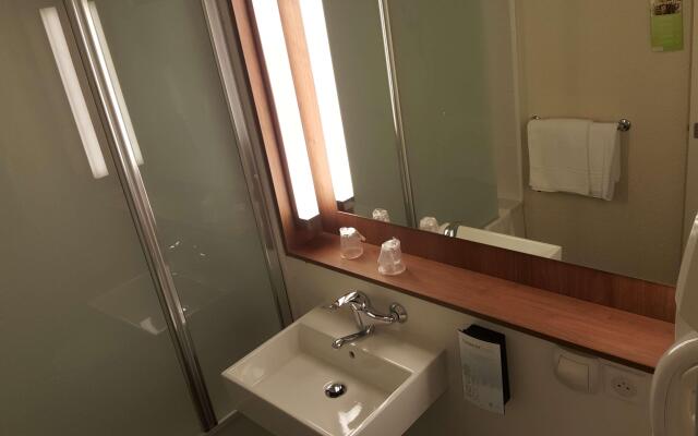 Campanile Montluçon - St Victor