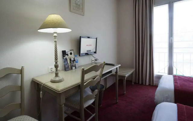 Brit Hotel Du Perche