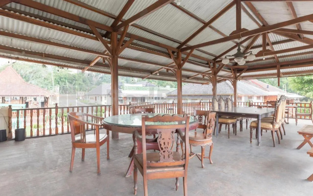 OYO 211 Seruni Residence