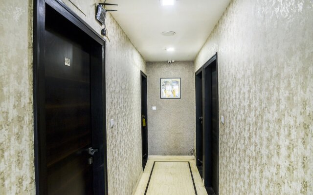 FabHotel Royal Height