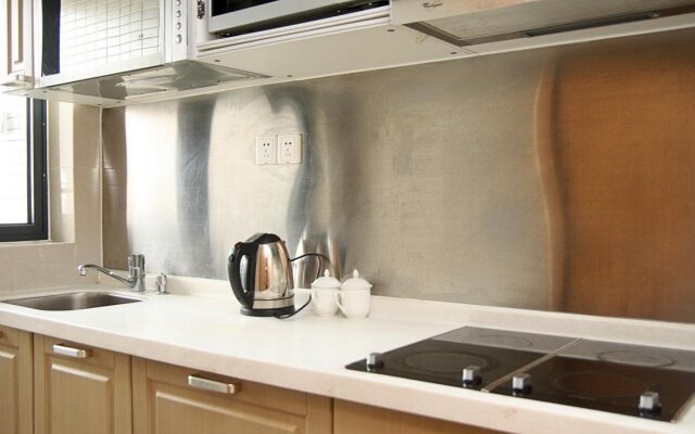 Huifeng International Apartment Hotel