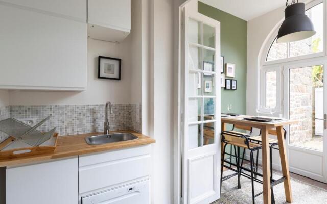 L'Echappee by Cocoonr