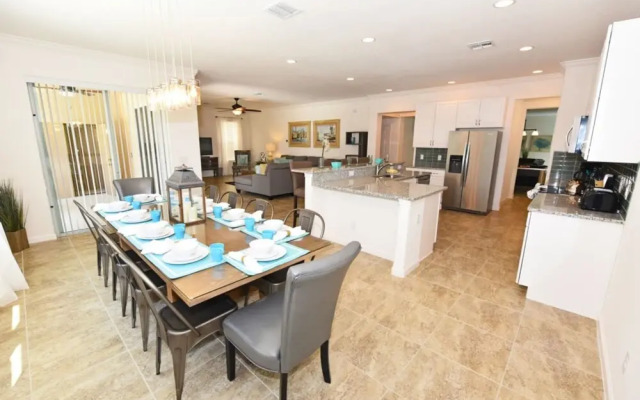 Watersong Resort 427