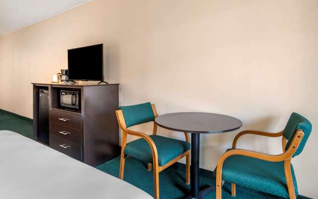 Rodeway Inn & Suites Rehoboth Beach