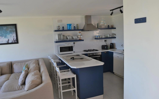 Hermanus Beach Club - St Tides House 19