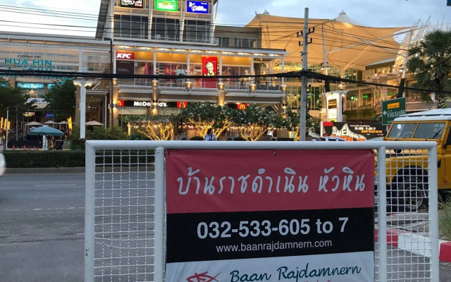 Baan Rajdamnern Huahin
