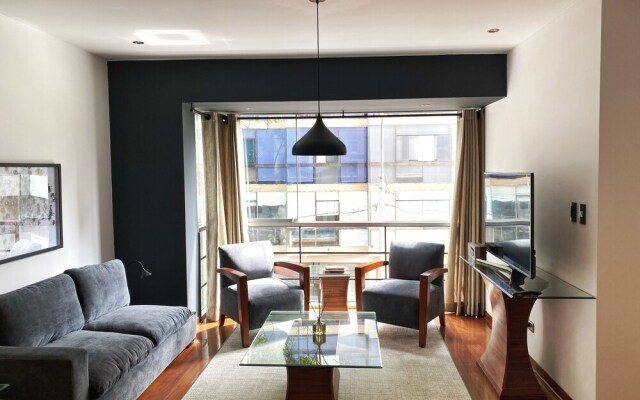 Upscale 2BR at Larcomar, Miraflores