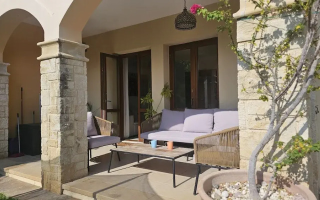 62 APH - Stay Aphrodite Hills Apartment