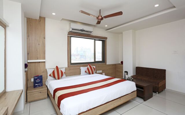 OYO BHO034 Hotel Ashirwad Regency