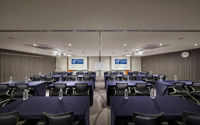 Holiday Inn Express Seoul Hongdae by IHG