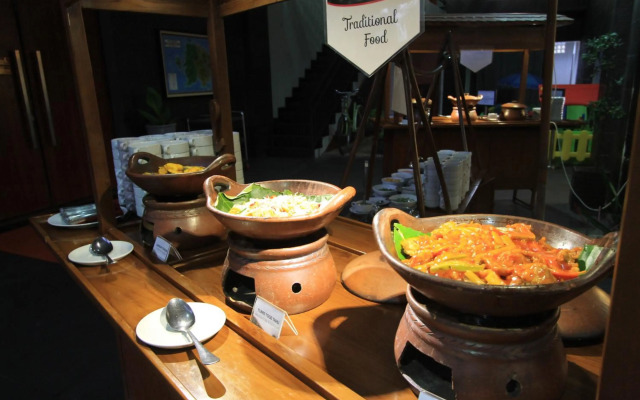 Grand Hatika Hotel