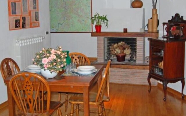 Sant Andrea in Rome With 2 Bedrooms and 1 Bathrooms