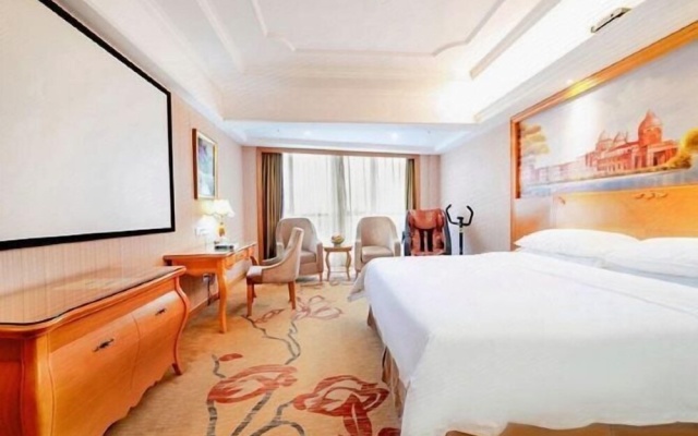 Vienna International Hotel Changsha Jingwanzi Middle Mulian Road Branch – Guest Rooms – Changsha