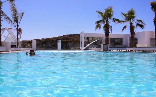 Paradise Beach Rooms & Apartments