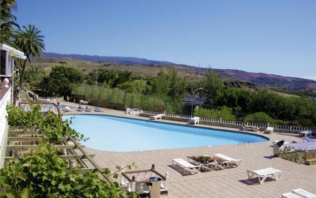 Corona Roja Apartments