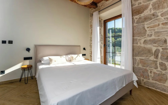 Sea front Villa Draga - infinity pool