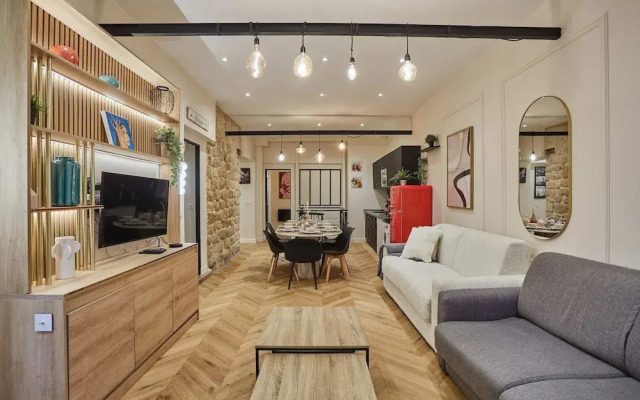 Sublime Apartment in the Heart of Paris 10 People