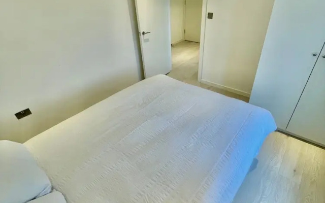 Cambridge Cozy 2 Bedroom Apartment 5 Sleep
