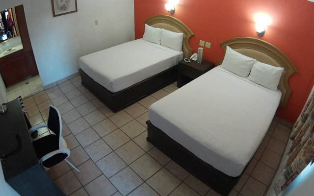 HotelCo Inn