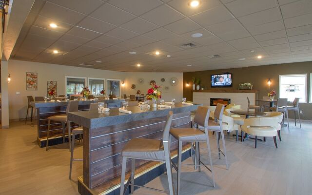 Comfort Suites Foxfire