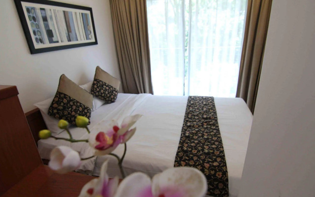 Peninsula Residents All Suite