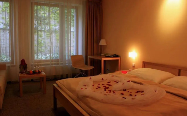 Hotel V Ráji
